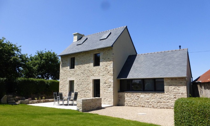 Plouneventer House | Ty Bihan Zoy Independent House