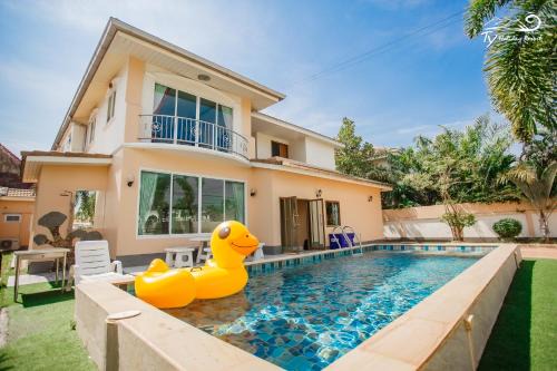 Central Pattaya Resort | TY Holiday Resort