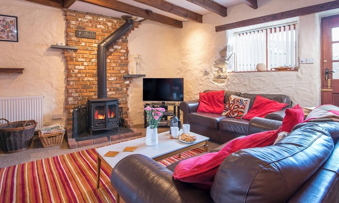 St Brides House | Ty Llwyd, Holiday Property St Davids, Sleeps 6, 3 bedrooms, bathrooms