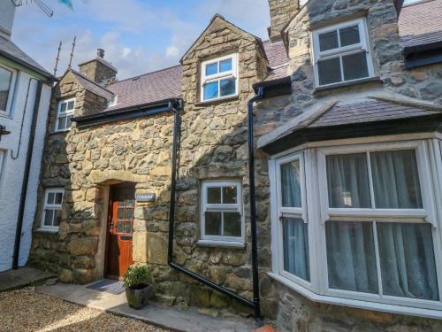 Nefyn House | Ty Receiver