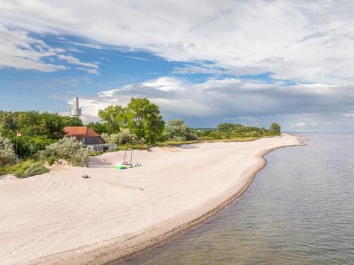 Pelzerhaken Hotel | Typ C2 Mini Lodge - Kalama Beach Park 2