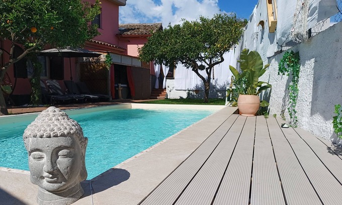 Riposto House | Typical house in finely furnished Sicilian style