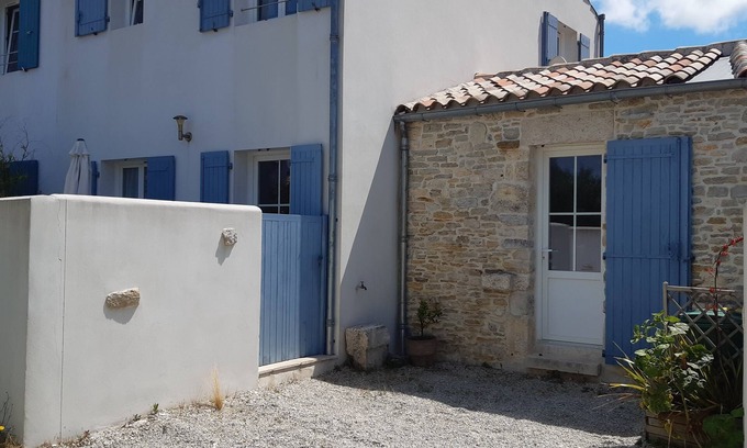 Saint-Denis-d'Oleron House | typical oléronnaise house