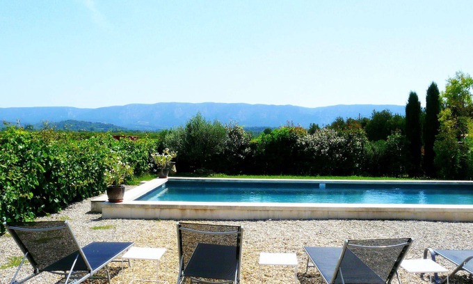 Caumont-sur-Durance House | typical provencal farm 18ème in gordes, luberon area in provence with great charm with magnificent view, ideal for family or friends reunions - 12 persons