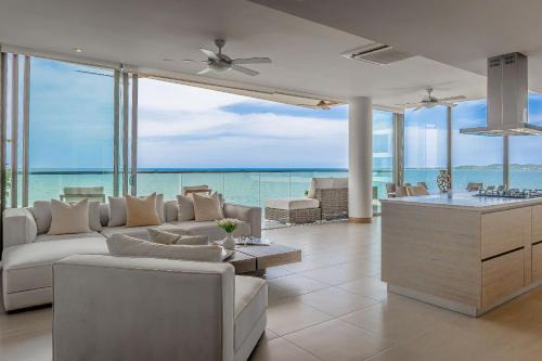 Bocagrande Apartment | U-GO Morros EOS: Luxury Beachfront in Serena del Mar