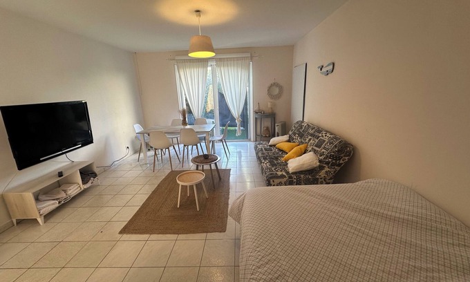 Pineto Apartment | U MUCHJU, studio Marana - per night