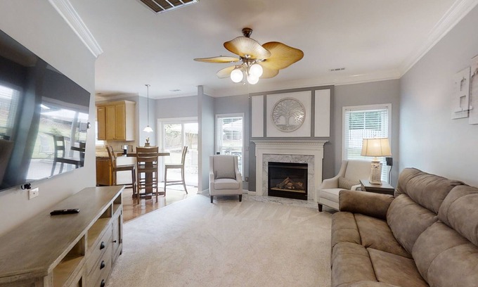 Simpsonville House | Ultra CLEAN and COZY Home away from Home!