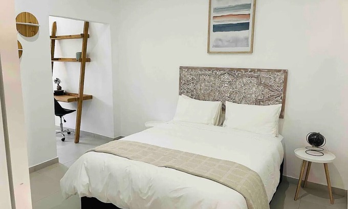 Bulawayo Apartment | Ultra modern 2 bedroomed apartment - 2082