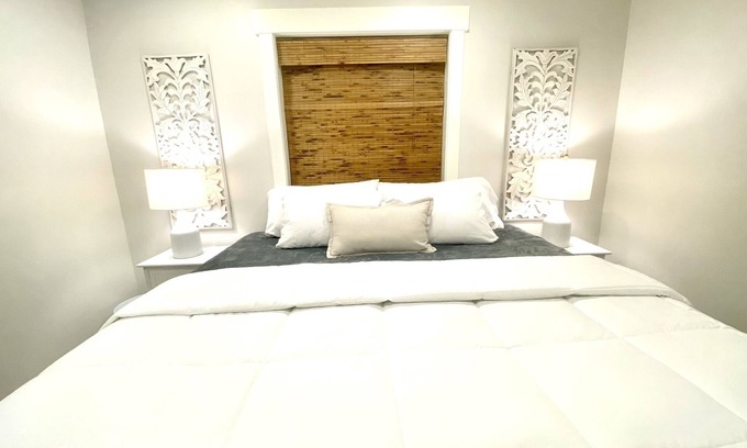 Rexburg Apartment | Ultra Modern Superior Suite-Free Breakfast&Dinner