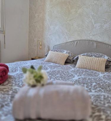 Criquebeuf-en-Caux Apartment | Un été sans fin