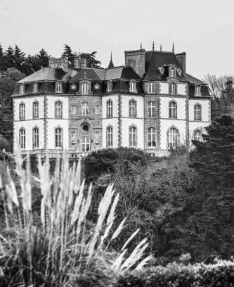 Plouhinec Apartment | Un appartement au château de Locquéran Finistère