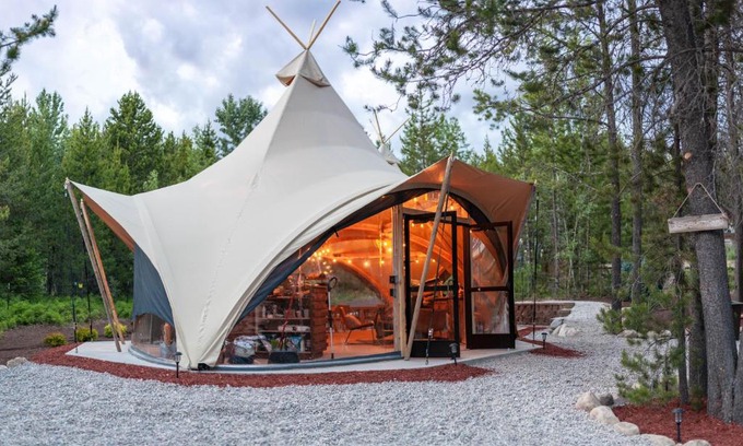 Coram Other | Under Canvas Glacier