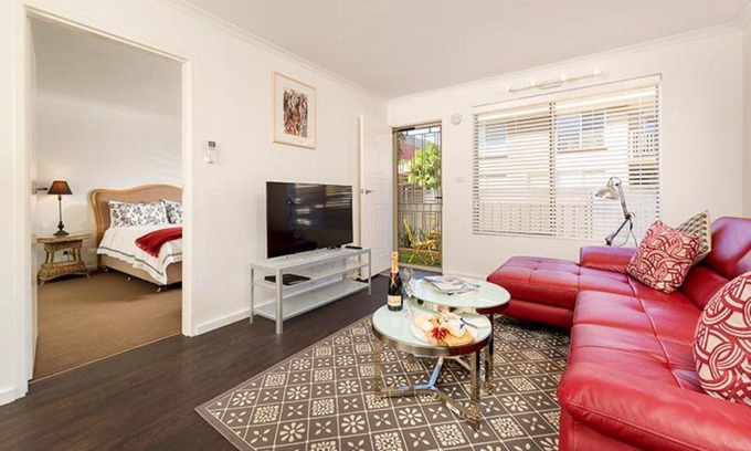 Albury House | Understated Elegance Affordable Luxury