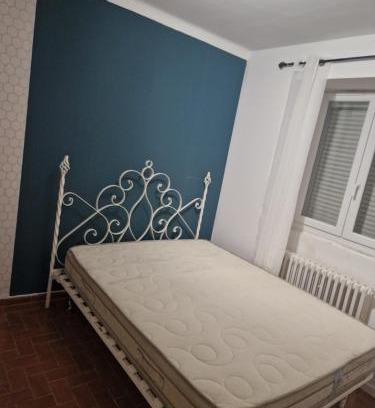 Bedarrides Bed & Breakfast | Une chambre