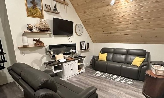 Rexburg Cabin | Unforgettable A-Frame Cabin Near Yellowstone, Bear World and BYU Idaho
