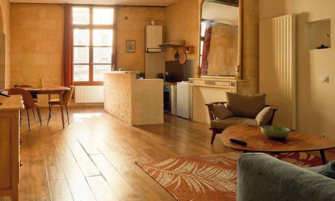 Saint-Michel - Nansouty - Saint-Genes Apartment | Unforgettable stay in Bordeaux heart