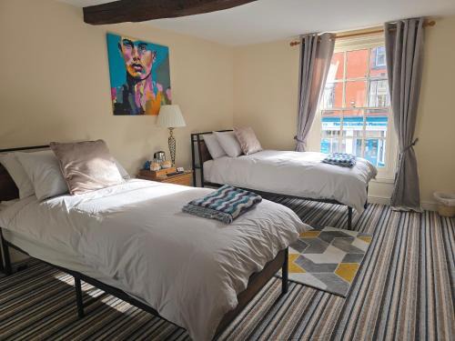 Llanidloes Hotel | Unicorn Hotel Family room 1