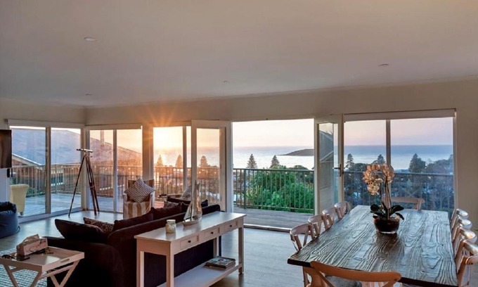 Encounter Bay House | Uninterrupted Views Encounter Bay - BYO Linen