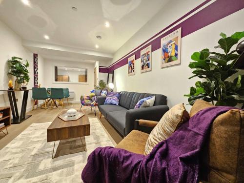 Leeds Apartment | Unique 2-Bed, 2-Bath Apartment with Private Terrace, Near Leeds Bus Station & City Centre