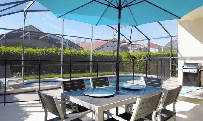 Tuscan Hills Villa | Unique family-oriented villa situated on the gated community of Tuscan Hills