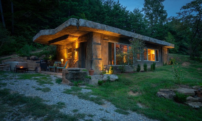 Wildwood House | Unique hand-carved cave house with an amazing view of Lookout Mountain.