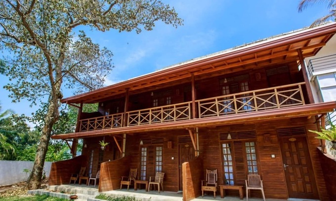 Mirissa Villa | Unique villa/Walking dist to Mirissa beach BNB/19P