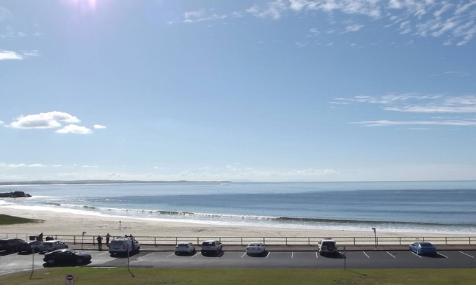 Forster Apartment | Unit 14 EBBTIDE North St Forster