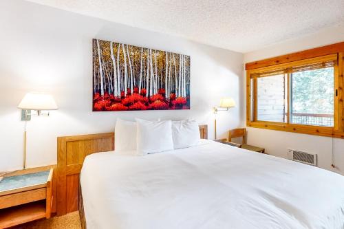 Tahoe Woods House | Unit 18B at Granlibakken
