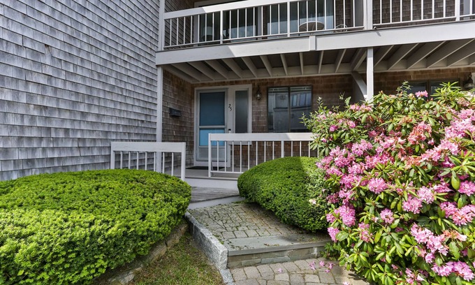 Hyannis Condo | Unit 25 Poolside 2BD-A/C, Private Balcony, Association Beach & Pool
