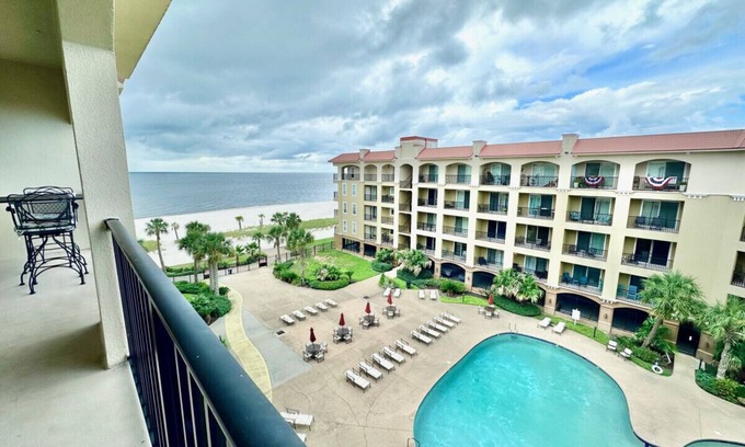Henderson Point Apartment | Unit 641 2 Bed condo at Inn By the Sea on the Beach!