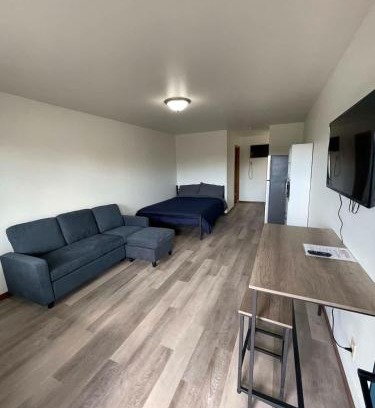 Wisconsin Dells Apartment | Unit 8 - Stand Rock Studios