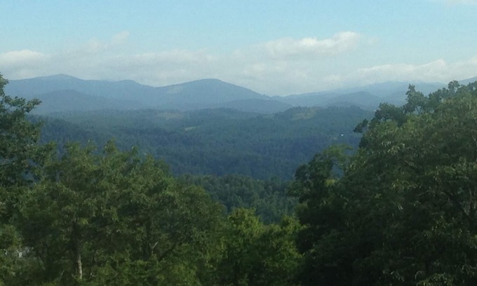 Boone House | Up to 7BR/5.5BA NC Blue Ridge Mountain Luxury Cabin - Long Views & ADA Friendly