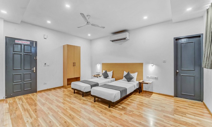 Nungambakkam Hotel | UPAR Hotels Nungambakkam