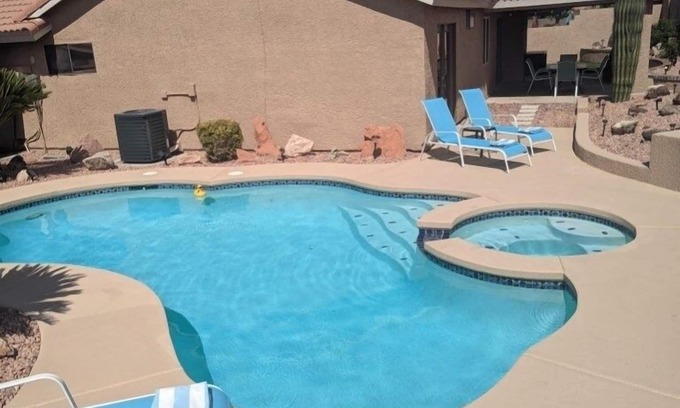 Green Valley North House | Updated 1 story 3 bed/2 bath home with pool & spa! Short drive to the Strip!