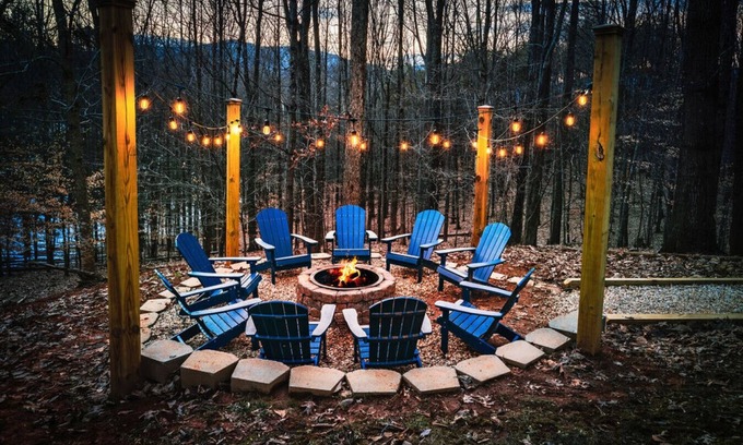 Afton Apartment | Updated 4Br 151 Brew/Wine Trail/EV-Charger