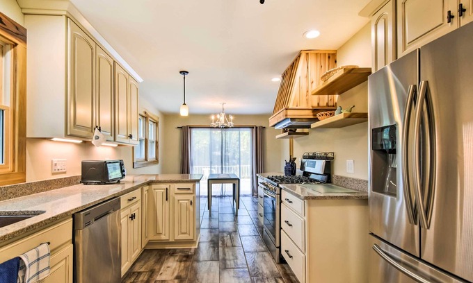 Royal Pines House | Updated Arden Home ~12 Miles to Downtown Asheville