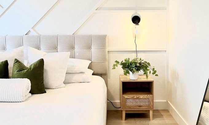 Thornton House | Updated Great Location Beautiful New House