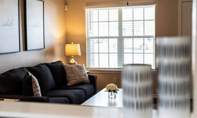 Temple House | Upgraded 3BR Escape in Top-Tier Location