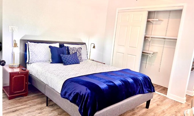 Payson House | Upgraded, Stylish & Comfy 1 Bedroom/1 Bath Studio