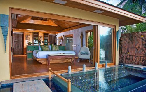 Bophut Villa | Upni Duniya - Luxury, Beachfront 9-suites Villa