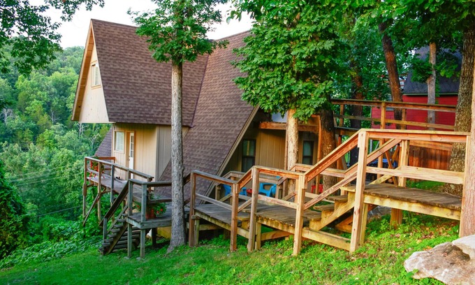 Marble Falls Ski Chalet | Upper Buffalo National River Only 15 Minutes Away