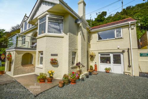 Cawsand Apartment | Upper Deck Kean Hill