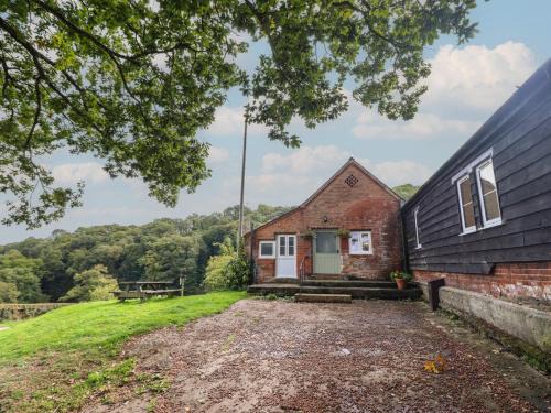 Kingswood House | Upper Pandy Farm