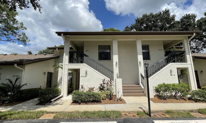 The Meadows Condo | Upstairs 2bed/2bath Condo in The Meadows!