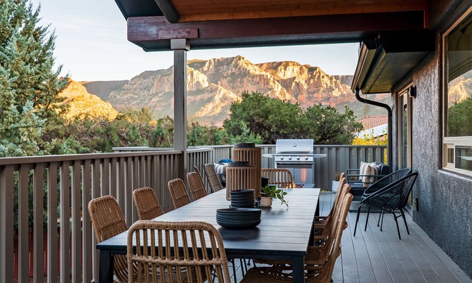 Uptown Sedona House | Uptown Sparks - 5BR 5BA Wow Views! Spa, GamesRoom, Deck, Walk into Town