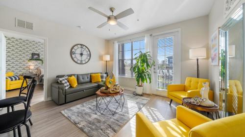 Tampa Apartment | Urban 2br2ba Gem-near Airport #2