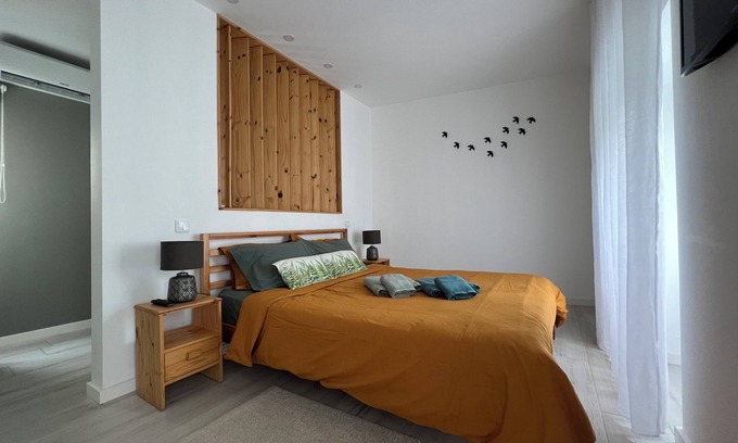 Ponta Delgada House | Urban 44 Guest House