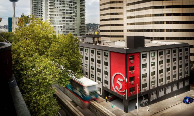 Belltown Hotel | Urban King Room, Hotel FIVE, Bicycles Available, Close to Pike Place Market