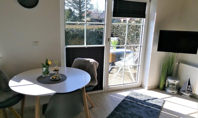 Stinteck Apartment | Urlaub Genießen in Diesem Schicken Ferienhaus mit Sonnenterasse in Ruhiger Lage
