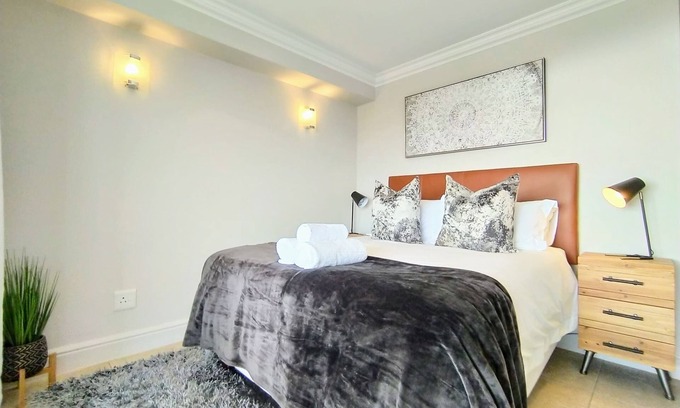 Plettenberg Bay Apartment | Ursula's Upmarket Apartment | Panoramic Views